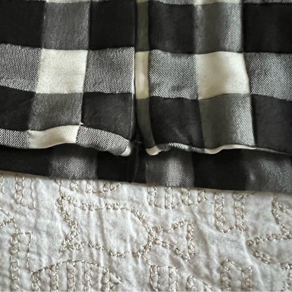 LPA Rina Top in black & white - Picture 6 of 9